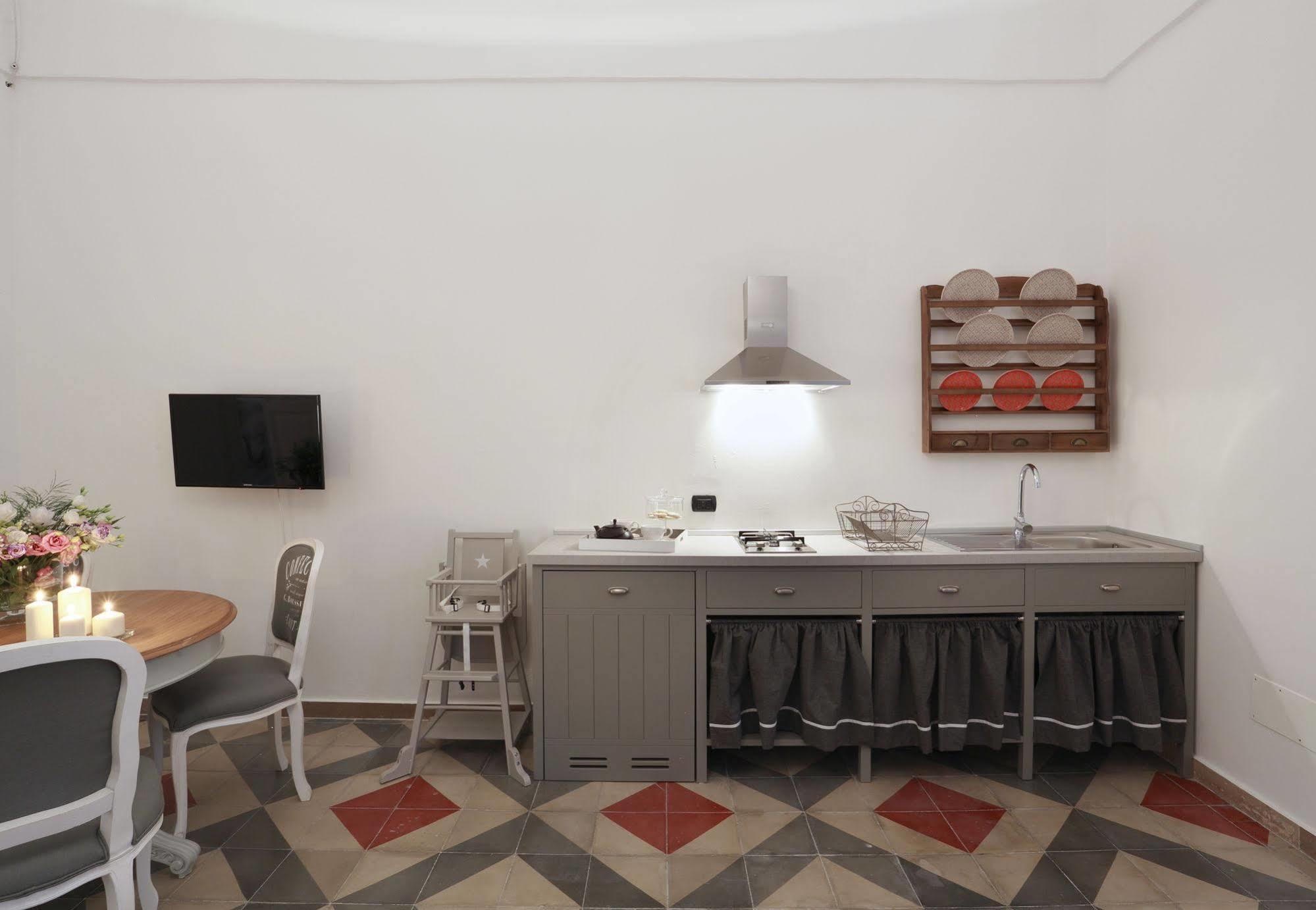 Santa Marta Suites & Apartments Lecce Exterior foto