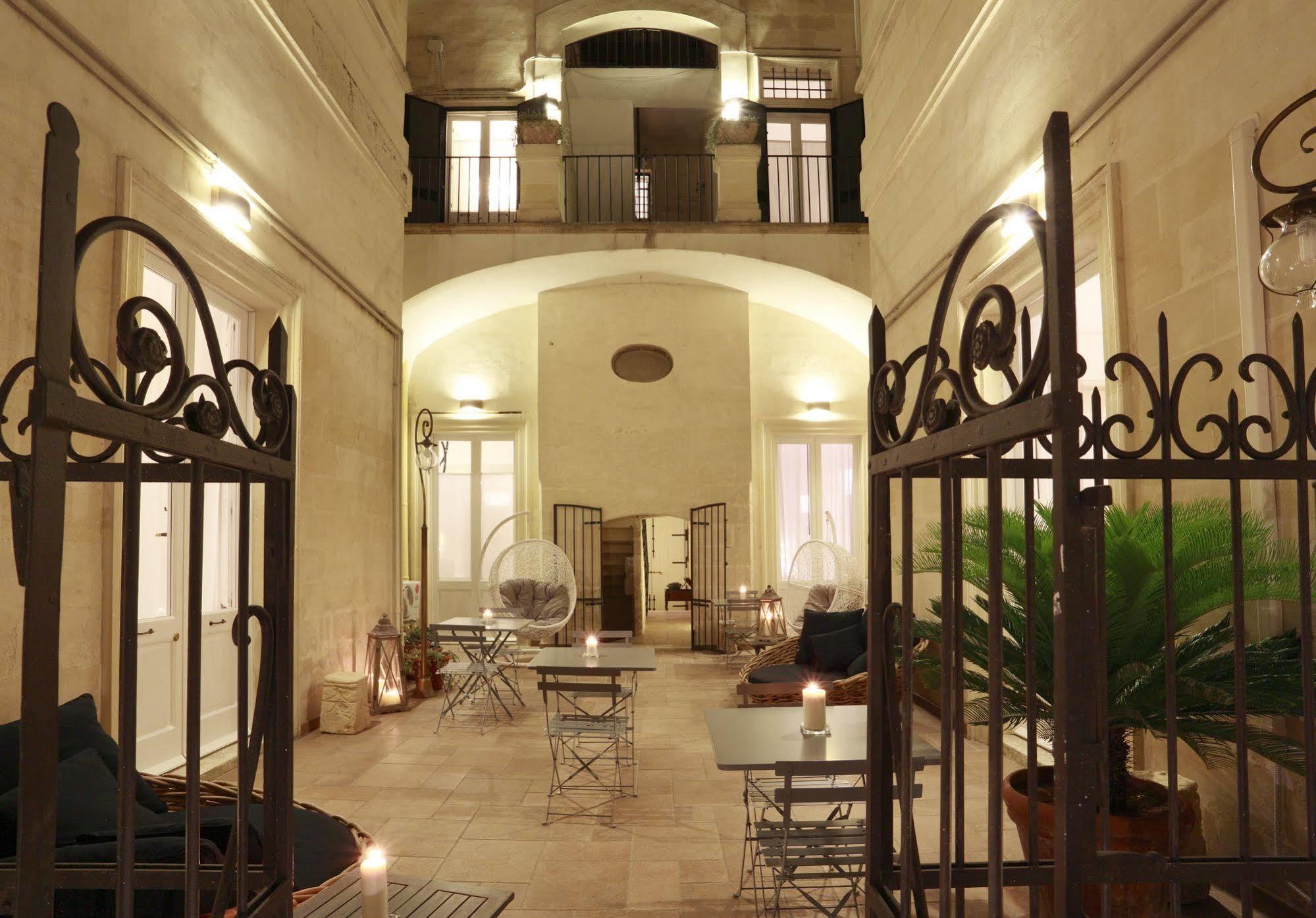 Santa Marta Suites & Apartments Lecce Exterior foto