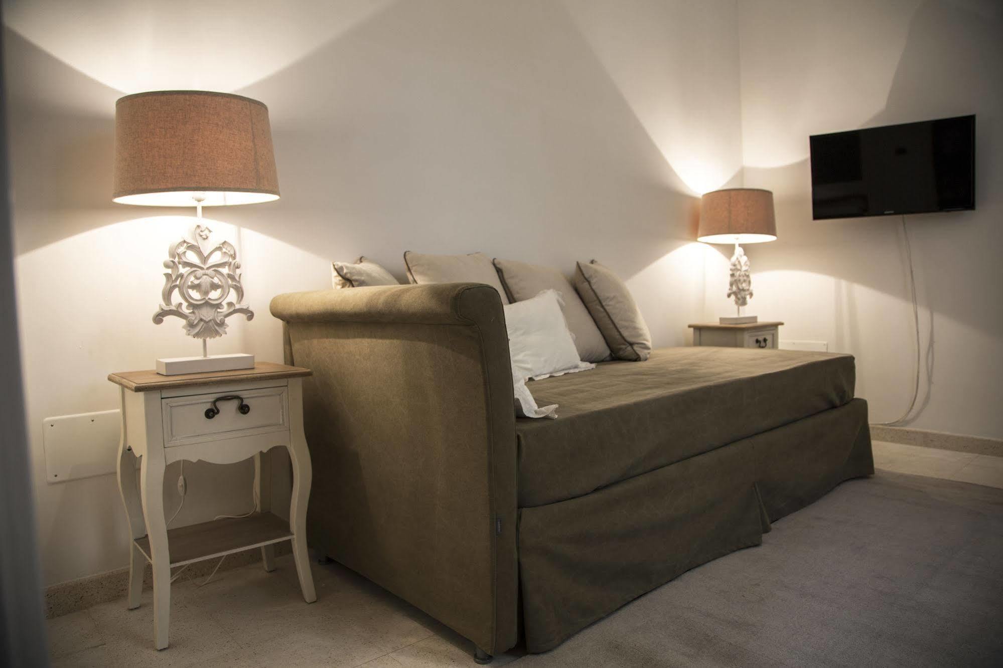 Santa Marta Suites & Apartments Lecce Exterior foto