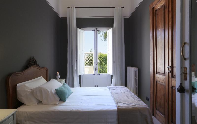 Santa Marta Suites & Apartments Lecce Exterior foto